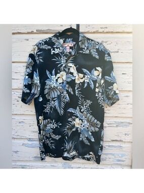 Caribbean Joe Tropical Hawaiian Hawaii Rayon Vacation Button-down Shirt Small